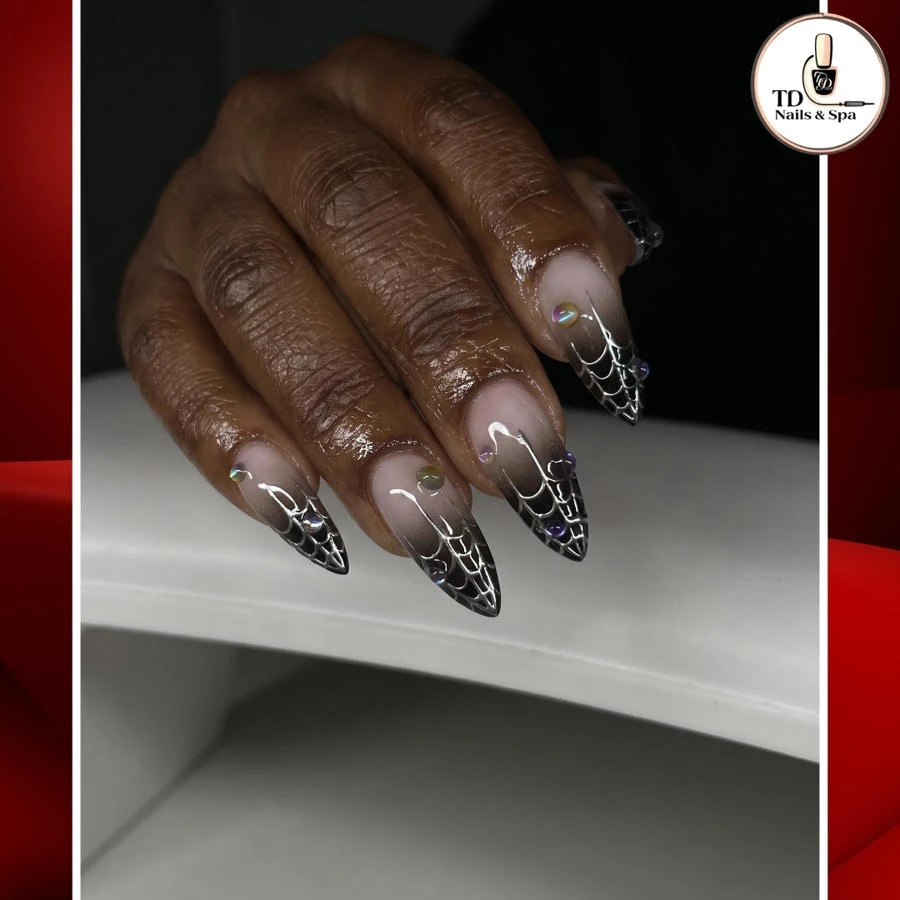 Halloween Nails Design